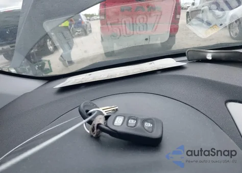 2015 Hyundai Elantra Se z USA, uszkodzony, nr VIN KMHDH4AE2FU260070